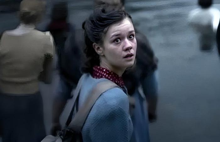 Лена Урцендовски в фильме Звук падения