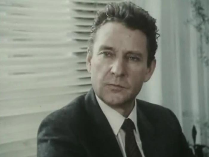 Леонид Бакштаев в фильме Штормовое предупреждение