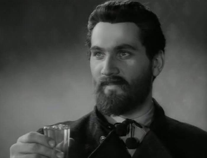 Леонид Евтифьев в фильме В начале века