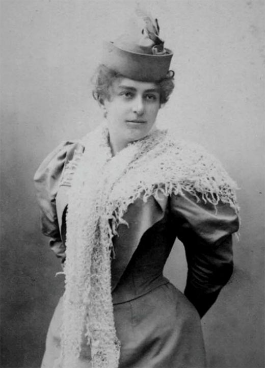 Лика Мизинова