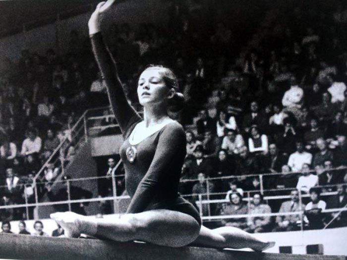 гимнастка Любовь Бурда