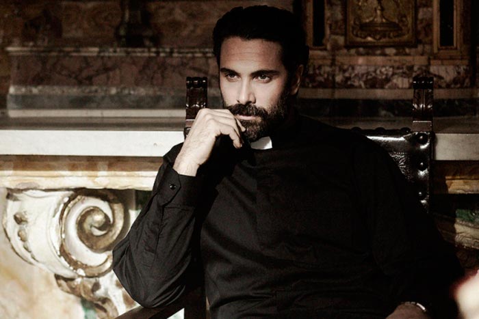 Лука Кальвани в фильме Титановые белила