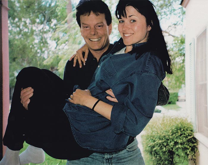 Люси Лоулесс и Роберт Таперт