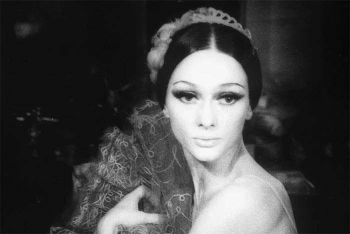 Людмила Бржозовская в молодости