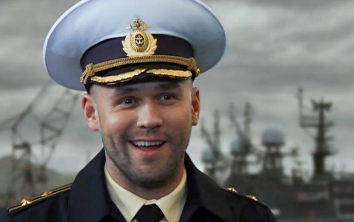 Максим Аверин в сериале Горюнов