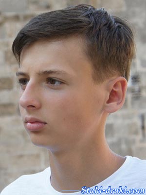 актер Максим Титов