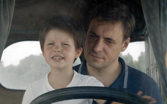 Мария Пересильд в фильме Цой