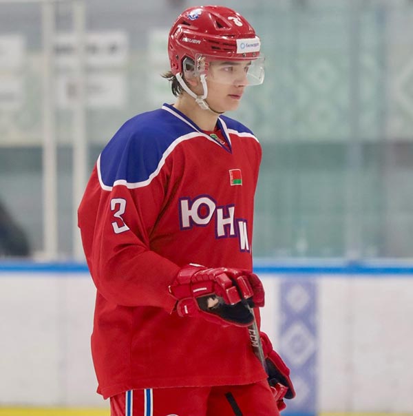 хоккеист Марк Рудаковский