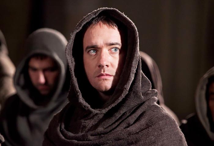 Мэттью Макфэдьен в сериале Столпы Земли