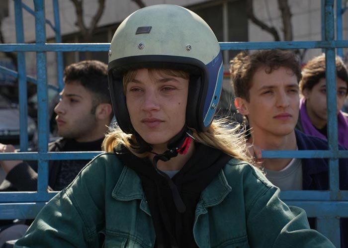 Меган Нортам в сериале Греческий салат