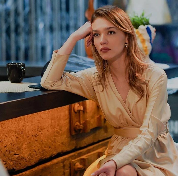 Мелиса Дёнгель в сериале Постучись в мою дверь