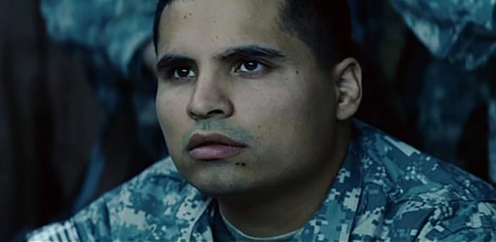 Майкл Пенья в фильме Львы для ягнят