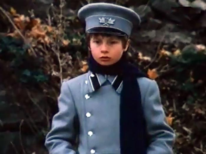 Михаил Дементьев в фильме Подарок на именины