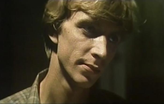 Михаил Неганов в фильме Двое на острове слез