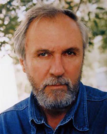 Михаил Новаков