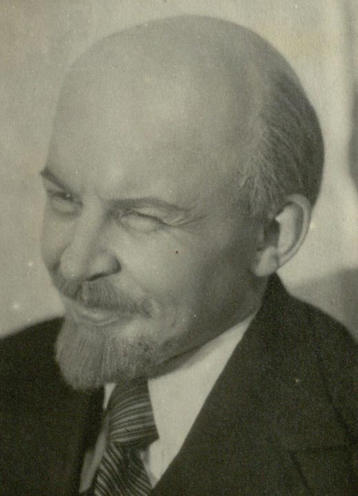 Михаил Кузнецов в роли Владимира Ильича Ленина