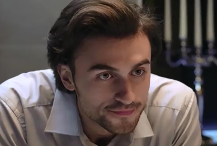 Михаил Свито в сериале Цветочное танго