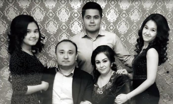 Мухаммаджан Рахимов с женой и детьми