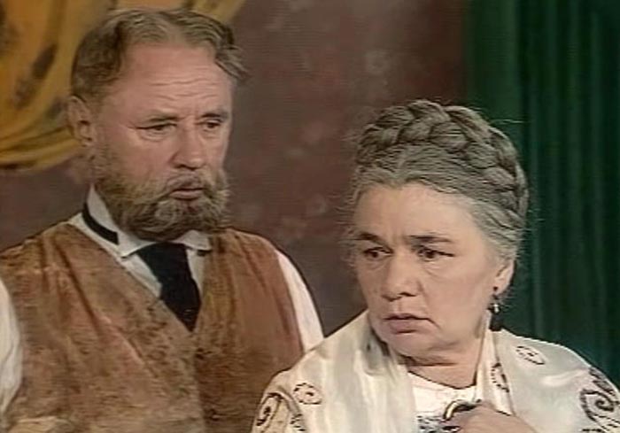 Надежда Животова в фильме-спектакле Женитьба Белугина