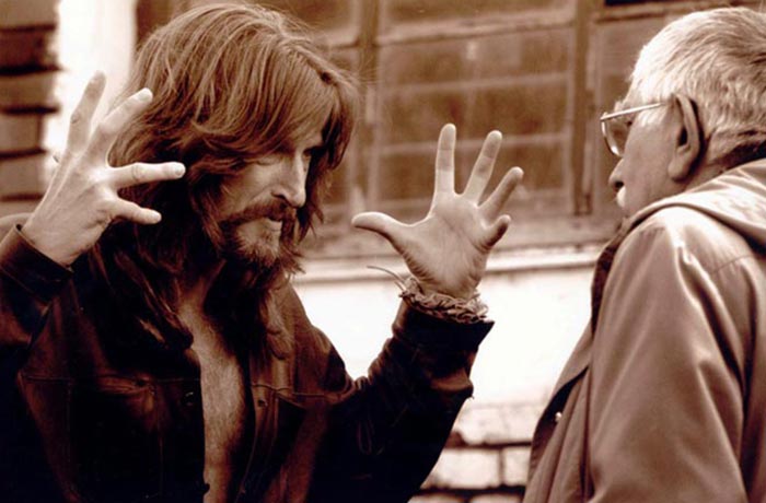 Никита Джигурда в фильме Когда боги уснули