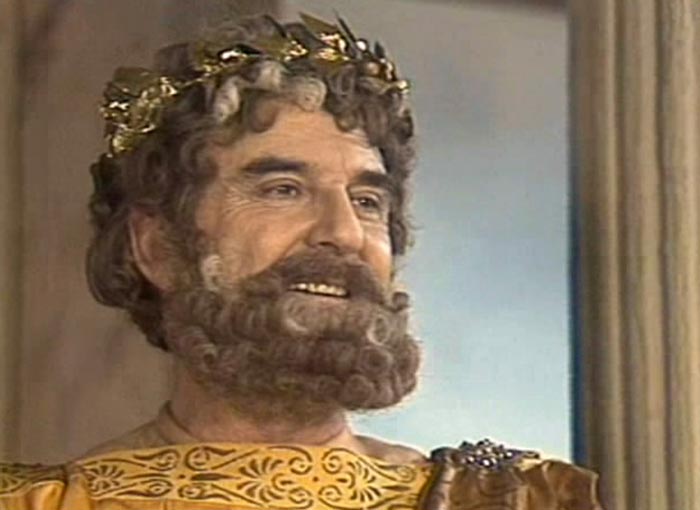 Николай Мартон в фильме Прекрасная Елена