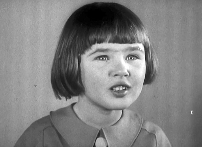 Нина Стравинская в фильме Человек рассеянный