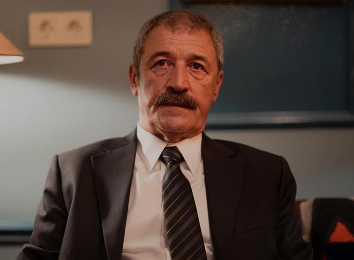 Низам Намидар в сериале Спрячь меня