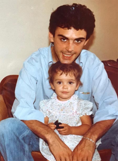 Нора Зеетнер в детстве с отцом