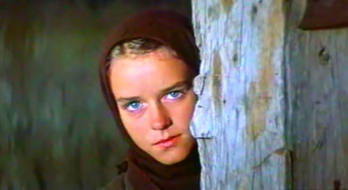 Оксана Бобрович в фильме Хлеб детства моего