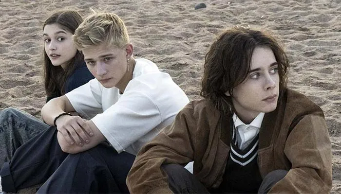 Олег Савостюк в фильме Социализация