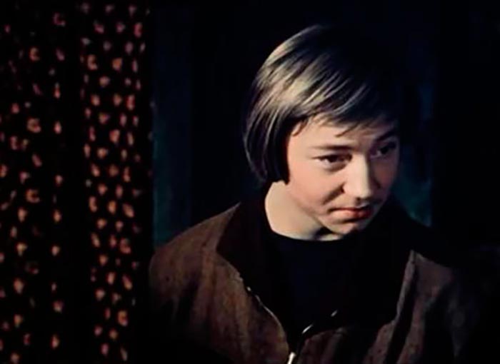 Олег Новиков в фильме Позови меня в даль светлую