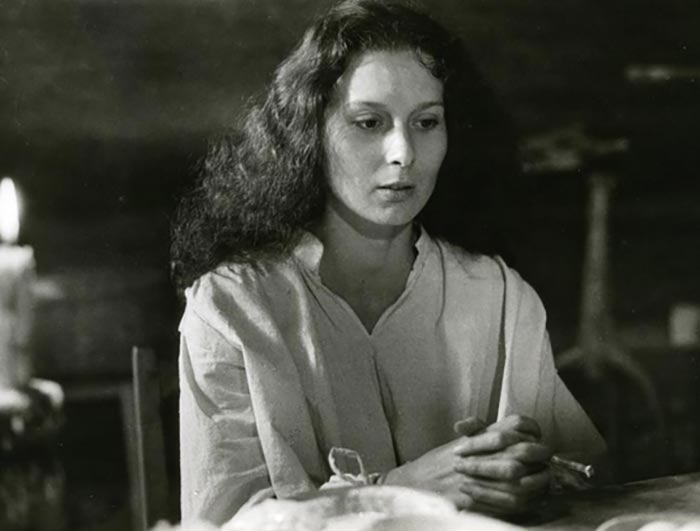 Ольга Богачева в фильме Русалочьи отмели