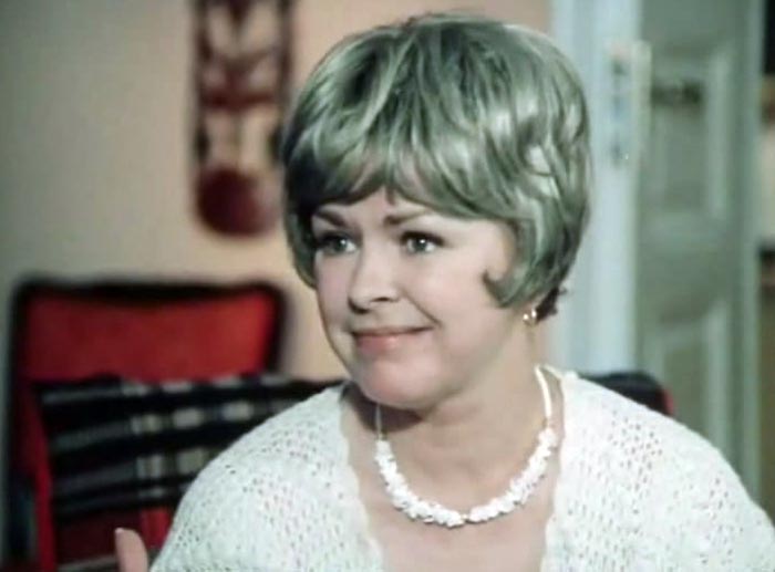 Ольга Лысенко в фильме Меньший среди братьев