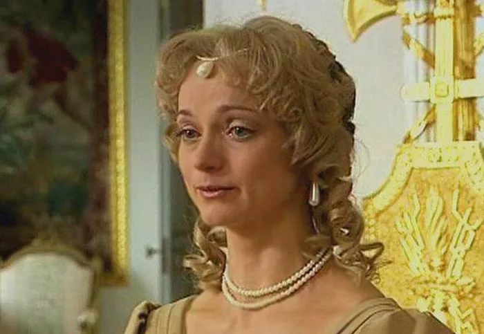 Ольга Пашкова в роли Елизаветы Алексеевны