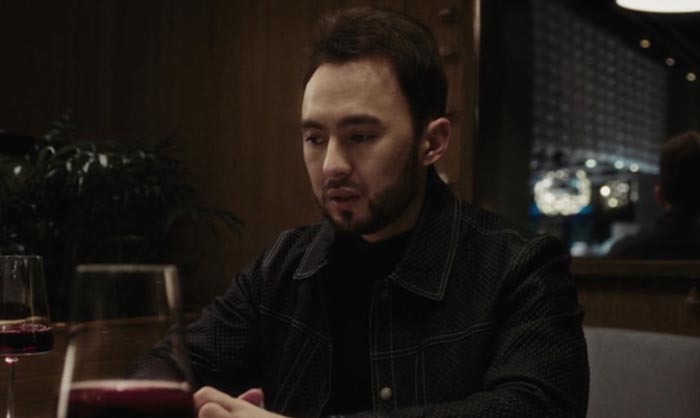 Олжас Нурбай в сериале Мошенники