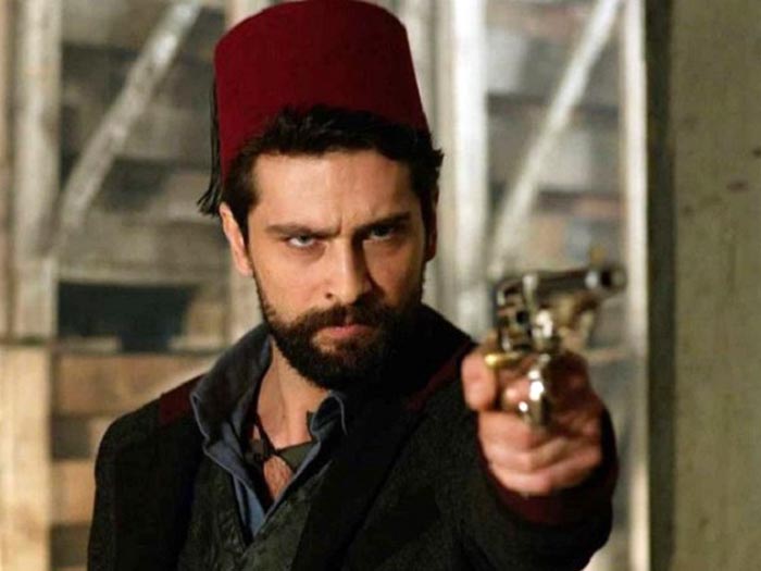 Онур Туна в сериале Великий сыщик Филинта