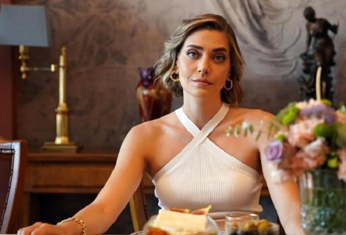 Ознур Серчелер (Öznur Serçeler): биография, новости, личная жизнь, фото ...