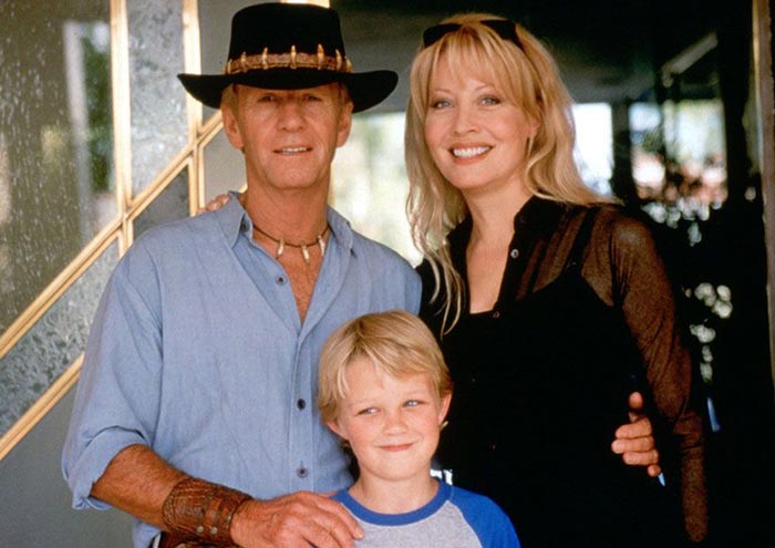 Пол Хоган и Линда Козловски с сыном