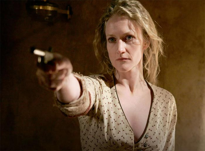 Пола Малкомсон в роли Трикси в сериале Дедвуд