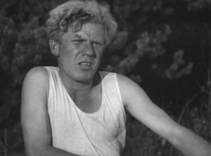 Павел Цыбин в фильме Граница на замке