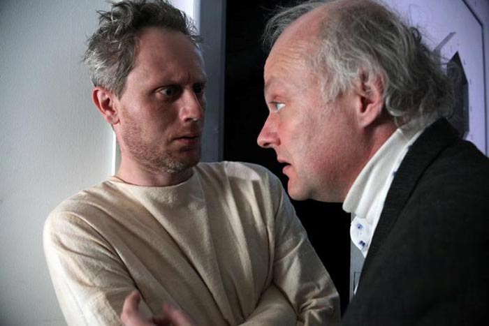 Петр Амелин в сериале Беглец