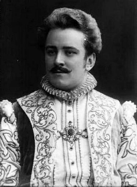 Русский оперный певец Дмитрий Смирнов