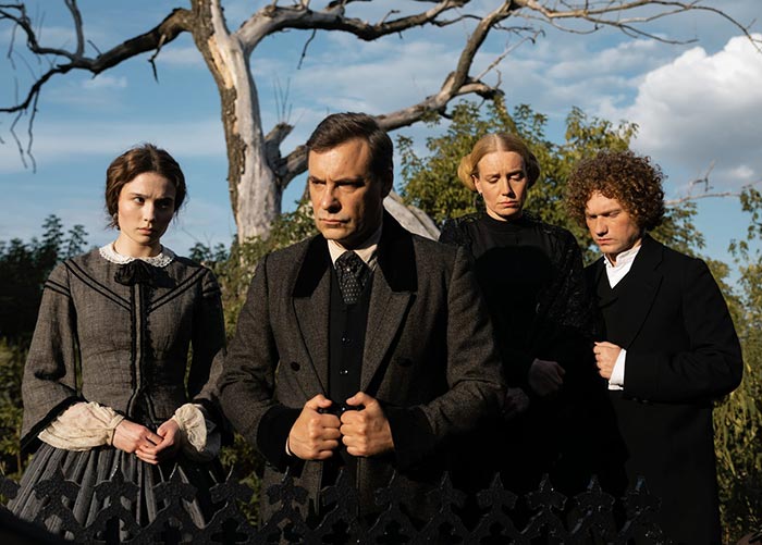 Полина Лиске в фильме Семейное счастье