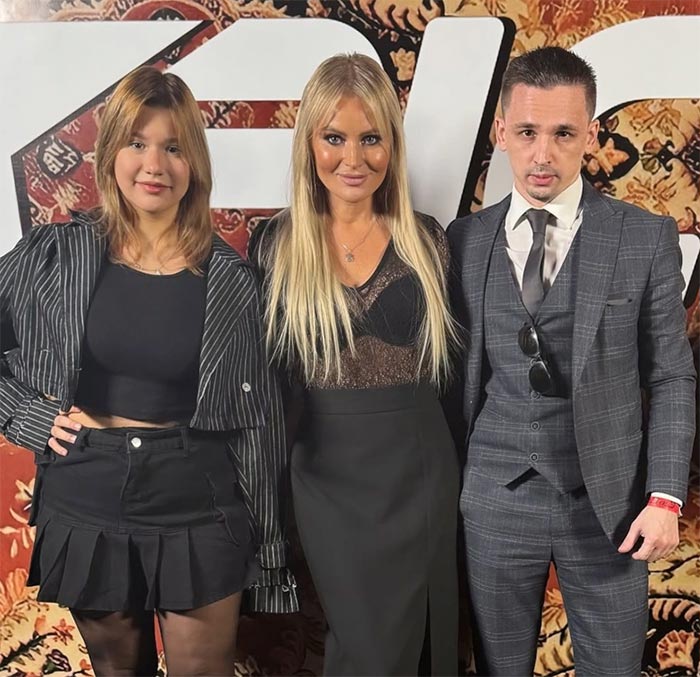 Полина Аксенова и Артур Якобсон