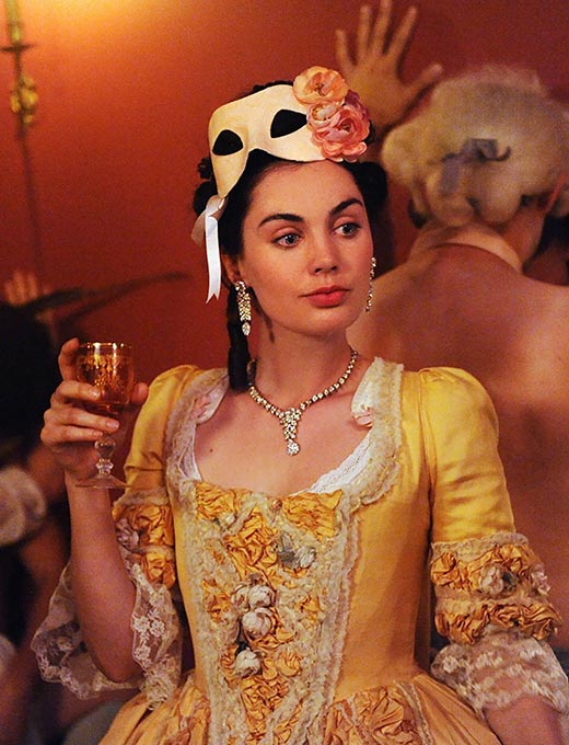 Поппи Корби-Туч в сериале Куртизанки