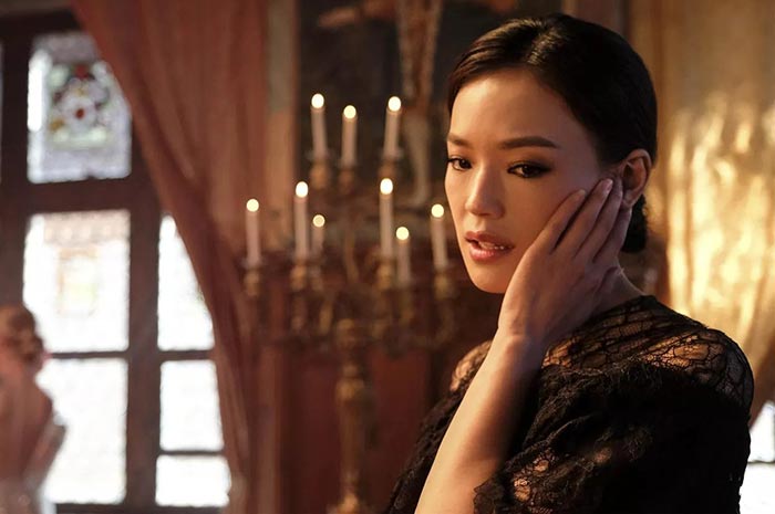 Шу Ци в фильме Авантюристы