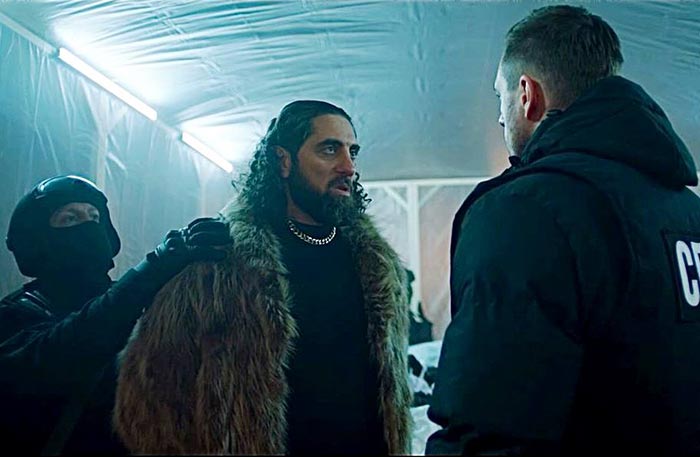 Рауль Мамедов в сериале Переведи её через Майдан