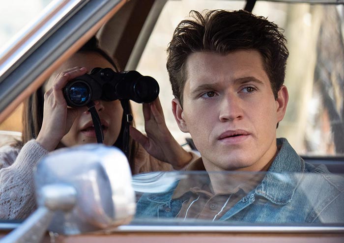 Роэн Кэмпбелл в сериале Братья Харди