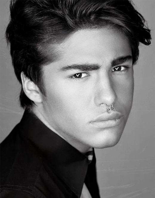 блогер Рома Жёлудь