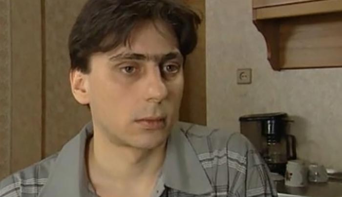 Роман Емельянов в сериале Улицы разбитых фонарей 5